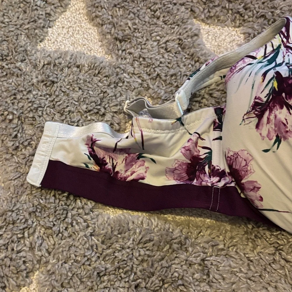 Cacique Floral Bra with Cream and Purple